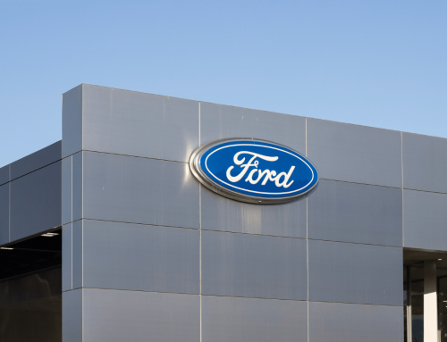 IT-Hack gegen Büro-Zwang: Ford-Mitarbeiter spielt „Fuck RTO“ auf Bildschirme